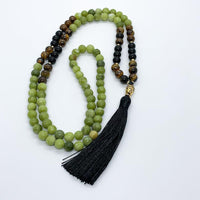 Raya- Collier mala 108 perles - Jade vert et Onyx noir - My Shop Yoga